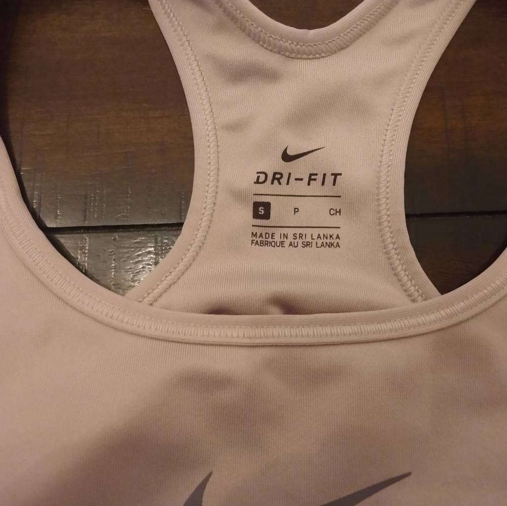 Nike women's sport bra baby pink - Picture 3 of 3